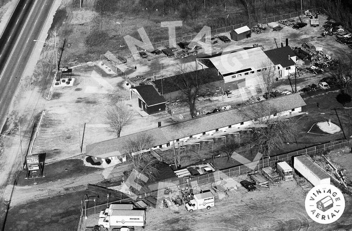 Silver Creek Motel (Poplar Motel) - 1984
